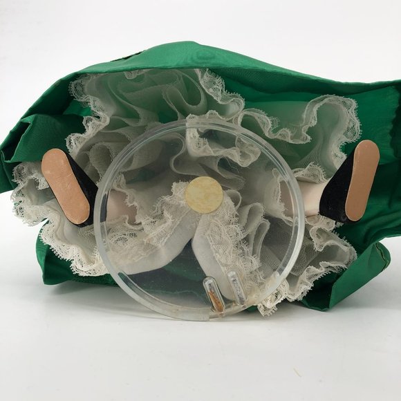 Madame Alexander Green-Brown Fashion Doll | Gone with the Wind Edition - Picture 4 of 9